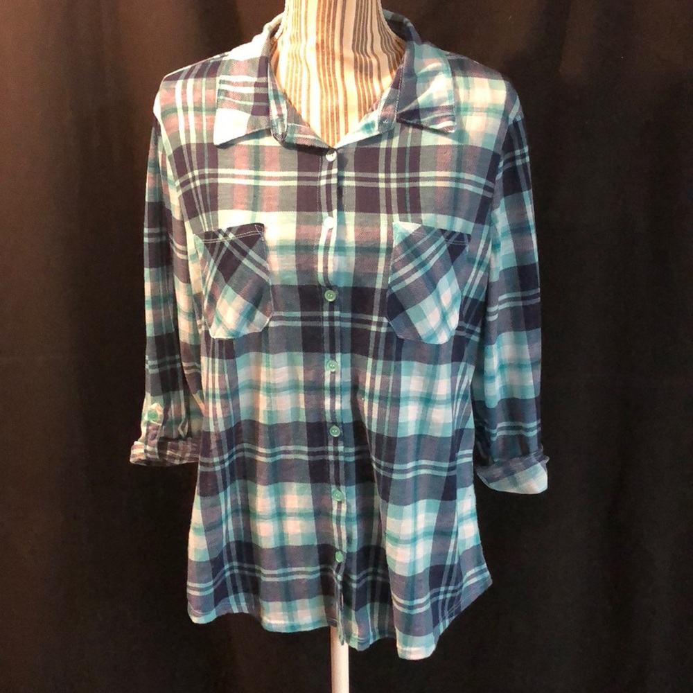 No Boundaries 3/4 Sleeve Button-down Plaid Top- XL